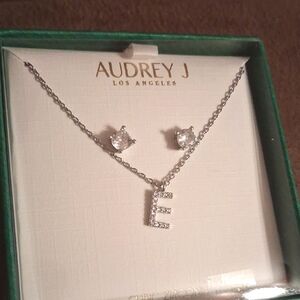 NEW Ladies Silvertone Necklace & STUD  Earrings Set. Cubic Zirconia, Letter E